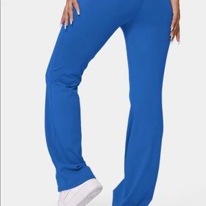 Small high wasted flare bottom HALARA leggings